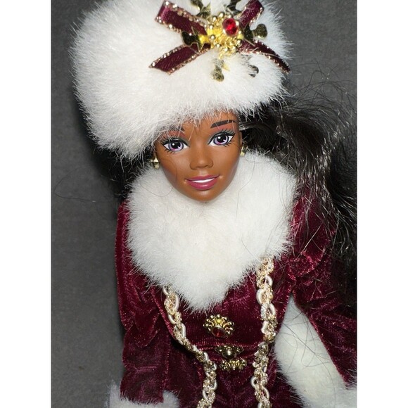Mattel ‘96 Happy Holidays Barbie Doll Special Ed. W/ Stand African American - Picture 2 of 7
